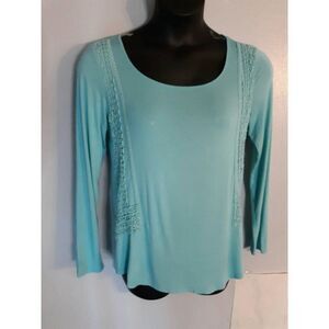 Cable and Gauge blue crochet blouse